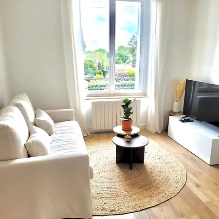 Апартаменти Au Calme Equipe, 20' A Pieds De La Брест
